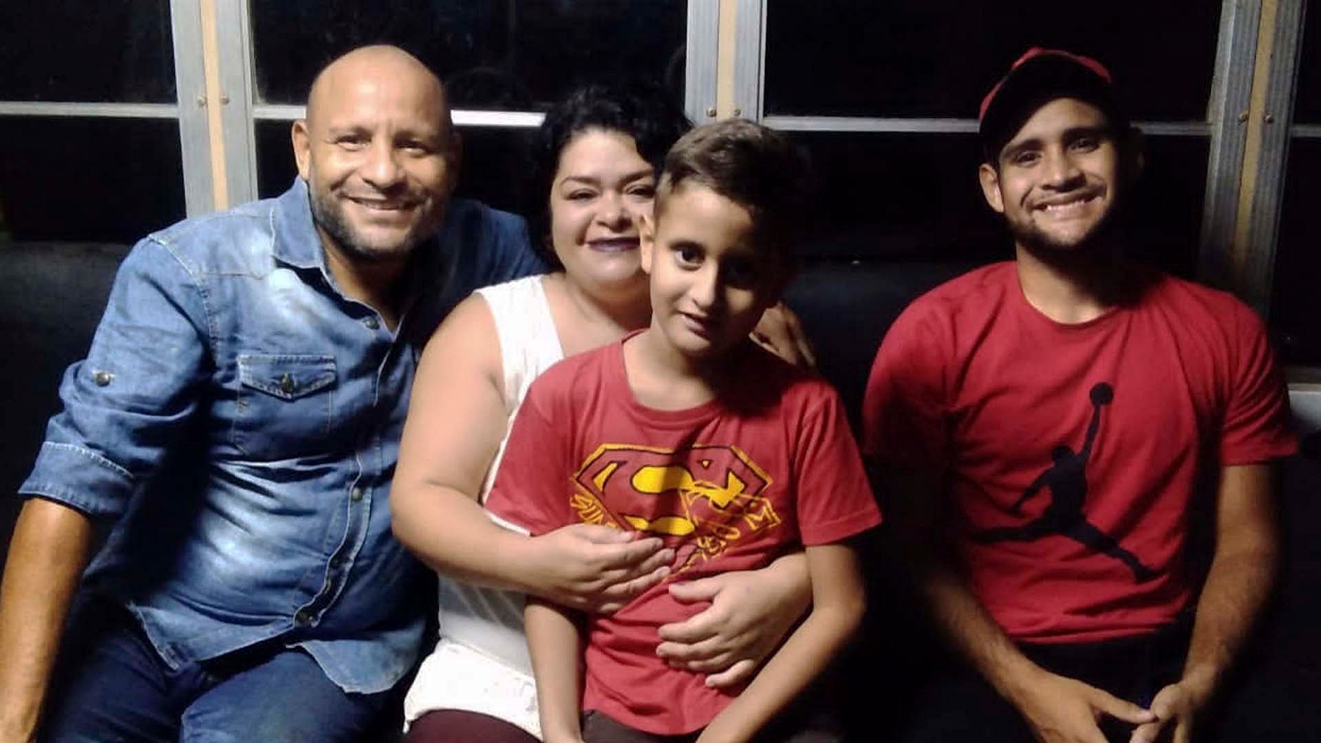 Ernesto's family, 2021