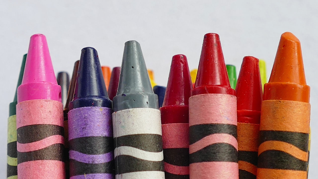 crayons of all different colors
