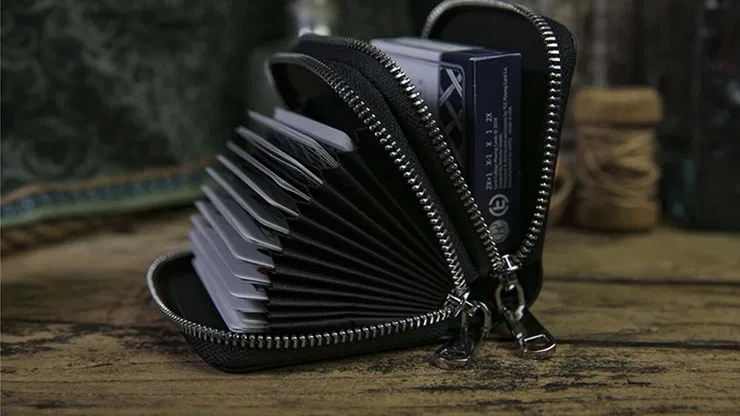 Accordion-Style Multi-Functional Playing Card Bag - image 6