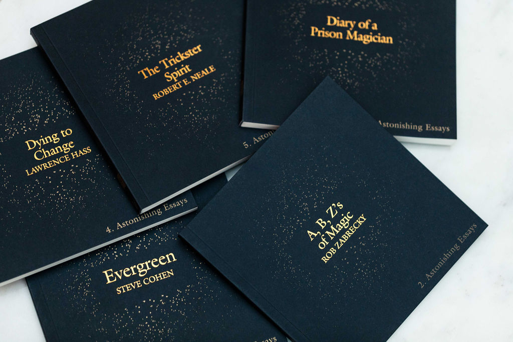 Astonishing Essays - Robert E. Neale (Volume 5)