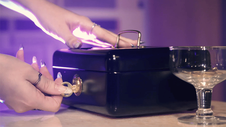 BDM Hands Off (The Perfect Safe Box) - Vanishing Inc. Magic shop