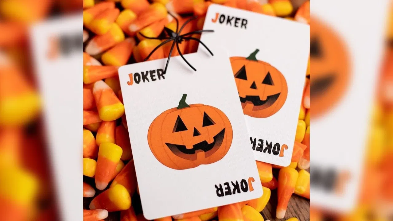 Carvers V2 Pumpkin Playing Cards - image 8