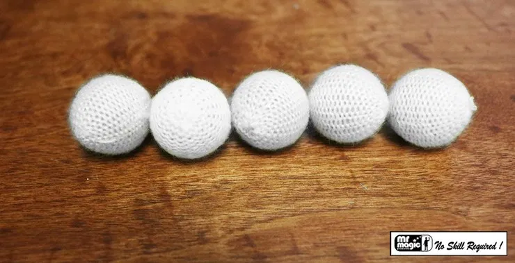 Crochet 5 Ball combo Set White