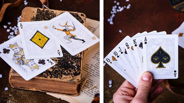 Cyberpunk Gold Playing Cards  - image 5