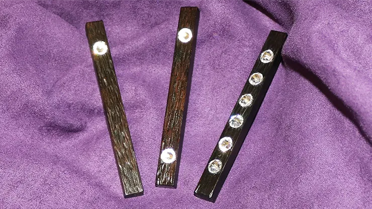 Ebony Jumping Gems