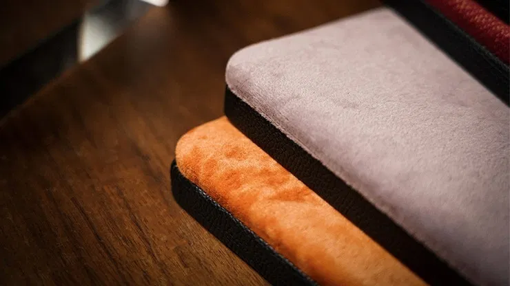 Elegant Close-up Pad - image 10