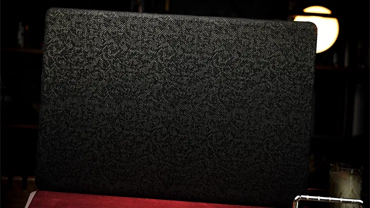 Elegant Close-up Pad - image 3
