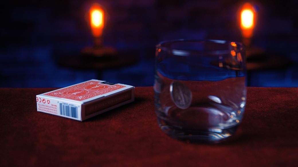 ZQION Miracle Coin Thru Glass Cup Tricks Pièces De Monnaie