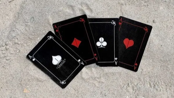 Gilded Bicycle Scorpion Playing Cards - image 7