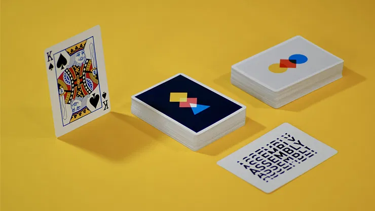 Graphic 303 Playing Cards - image 8
