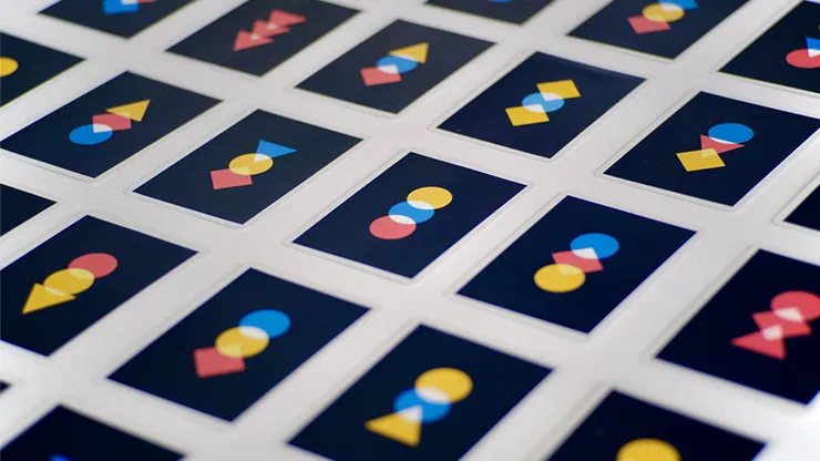 Graphic 303 Playing Cards - image 9