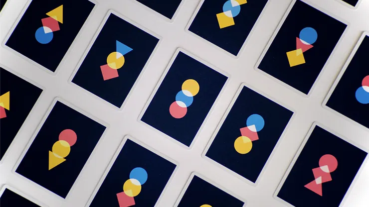 Graphic 303 Playing Cards - image 10