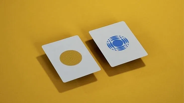 Graphic 303 Playing Cards - image 5