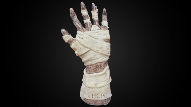 Hanson Chien Presents Mummy Hand