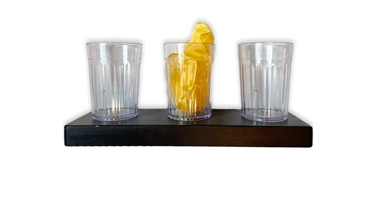 Jumping Silk in Glass