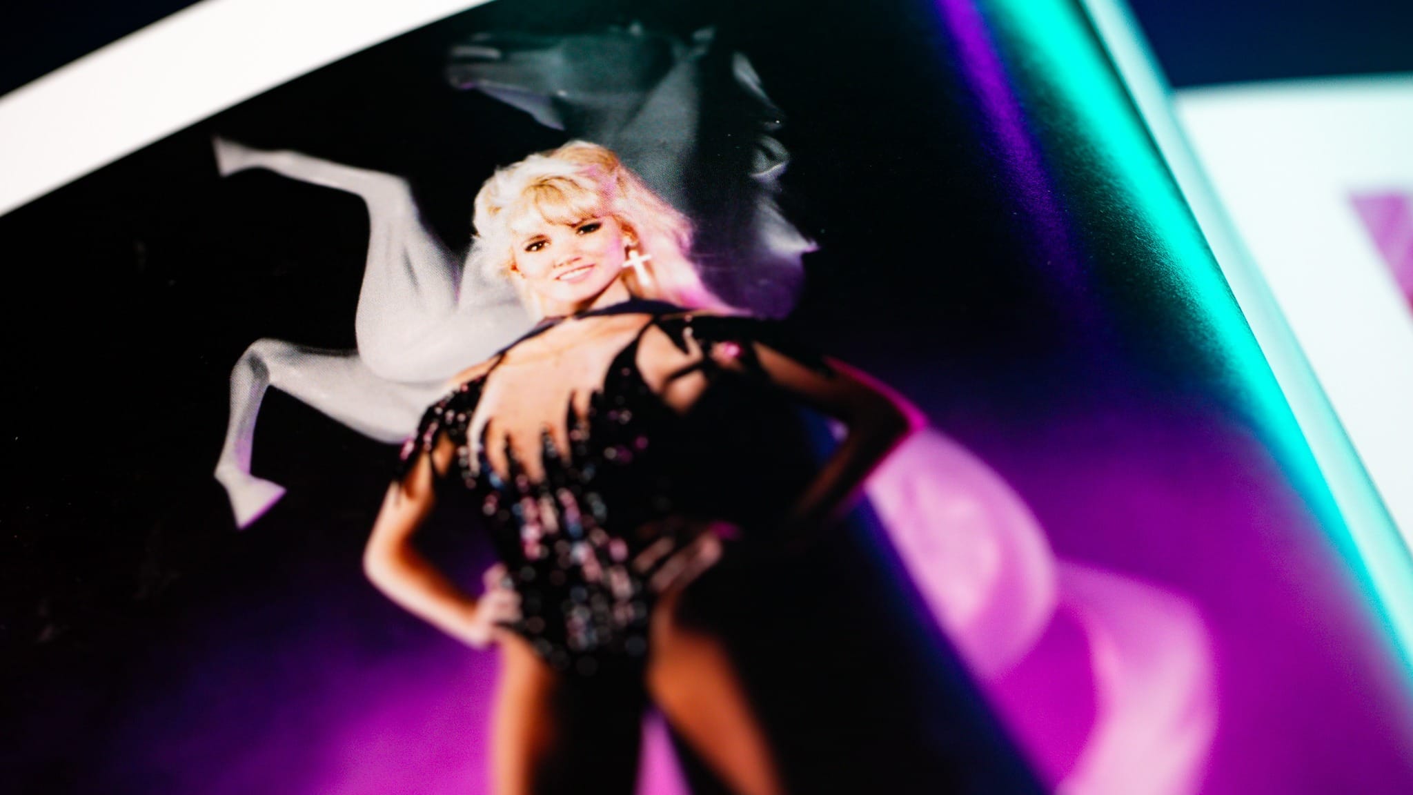 Neon Dreams - thumbnail 10