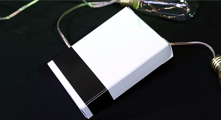 NOC Out: White Playing Cards | Vanishing Inc. Magic