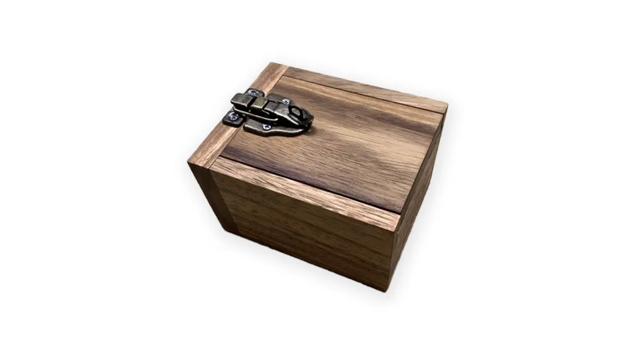 Premium Latch Box - image 1