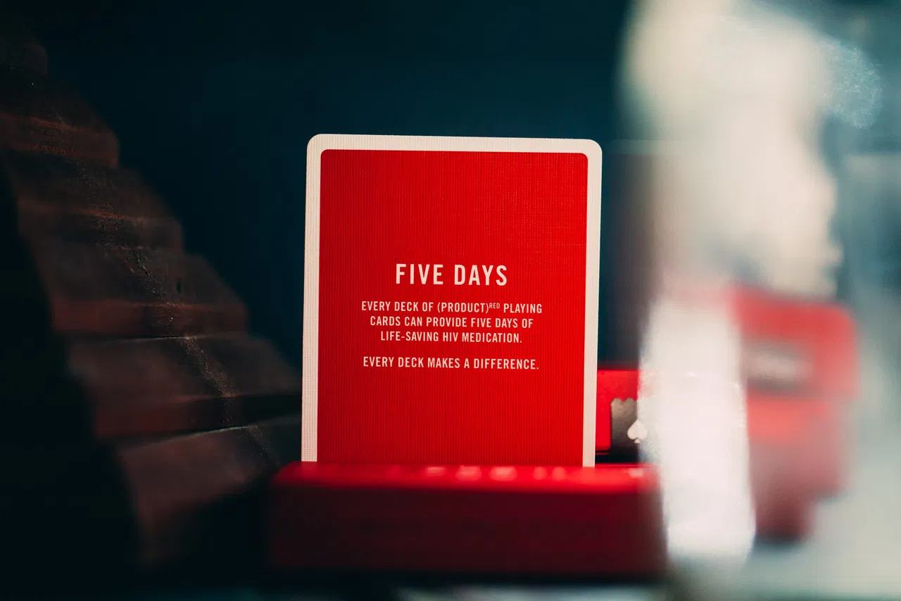 (PRODUCT) RED Playing Cards - image 6