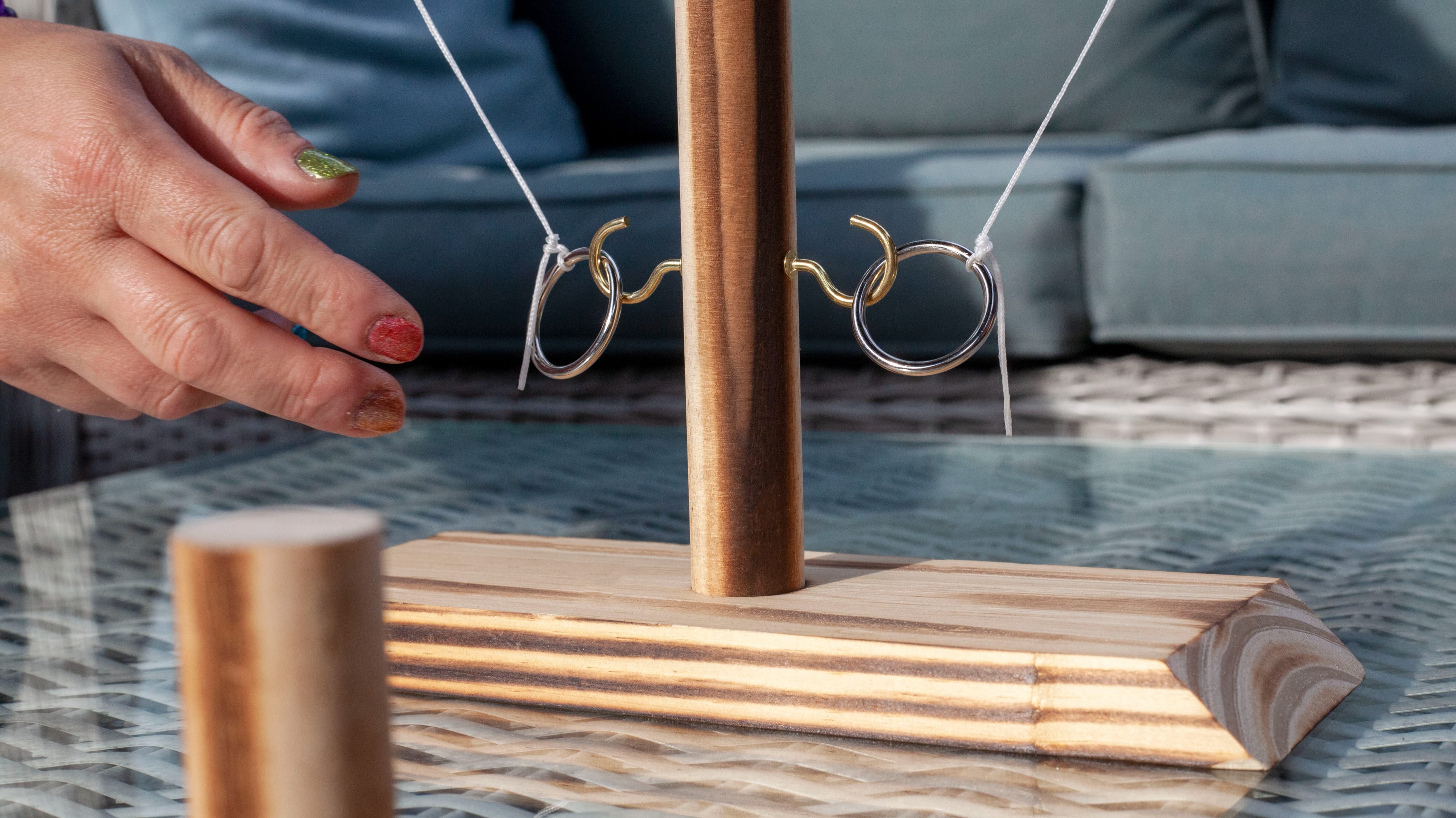 Hook and Ring Toss Battle - thumbnail 3