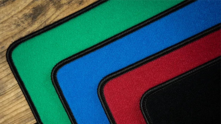 Sewn-Edge Basic Close-Up Pad - image 1