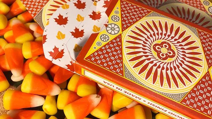 Tally-Ho Autumn Circle Back Playing Cards - image 3