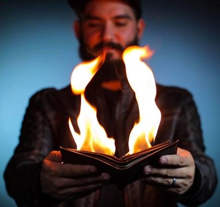 Magic Trick Flame Fire Wallet Leather Magician Stage Perform Show Street Pr E6I0 