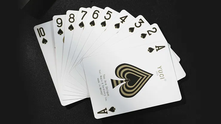 Yuci Gold Playing Cards - image 3