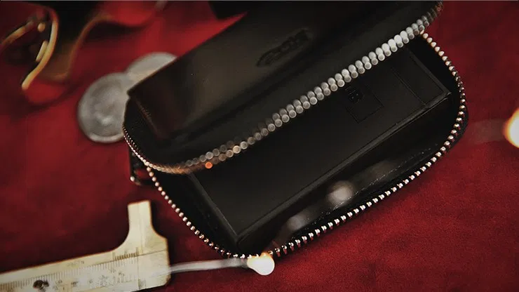 Zipper Playing Card Case (leather) - image 2