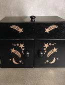 Drop Down Mirror Box Trick