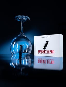 Magnet-0 Pro Trick