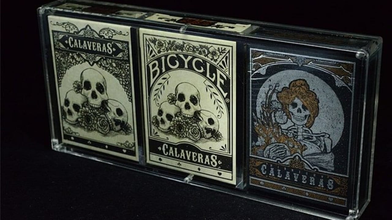 Carat X3 3-Deck Display Case Deck of Cards