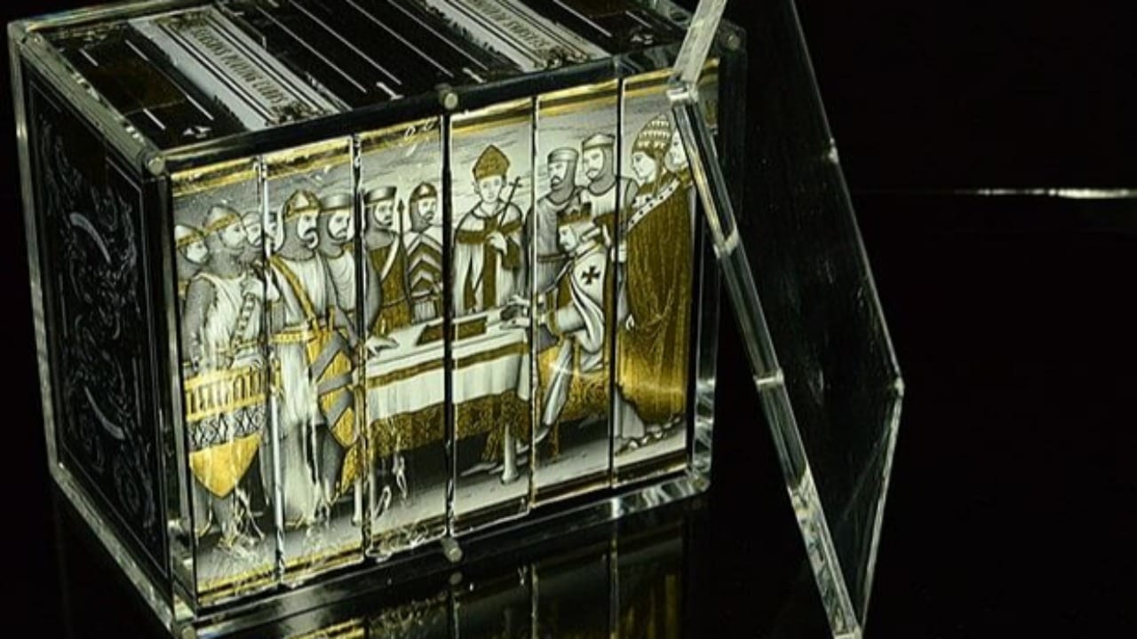Carat X6 Half Brick Case Deck of Cards