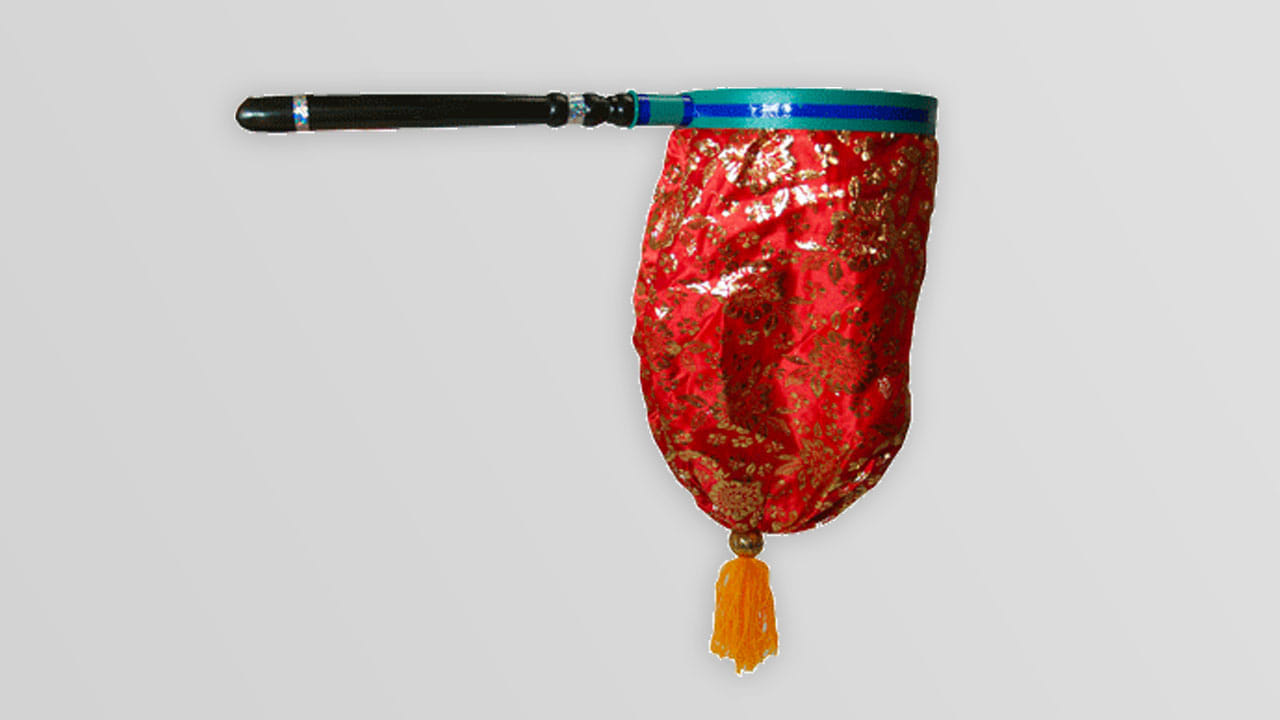 Change Bag with Turning Handle (Jumbo) Trick