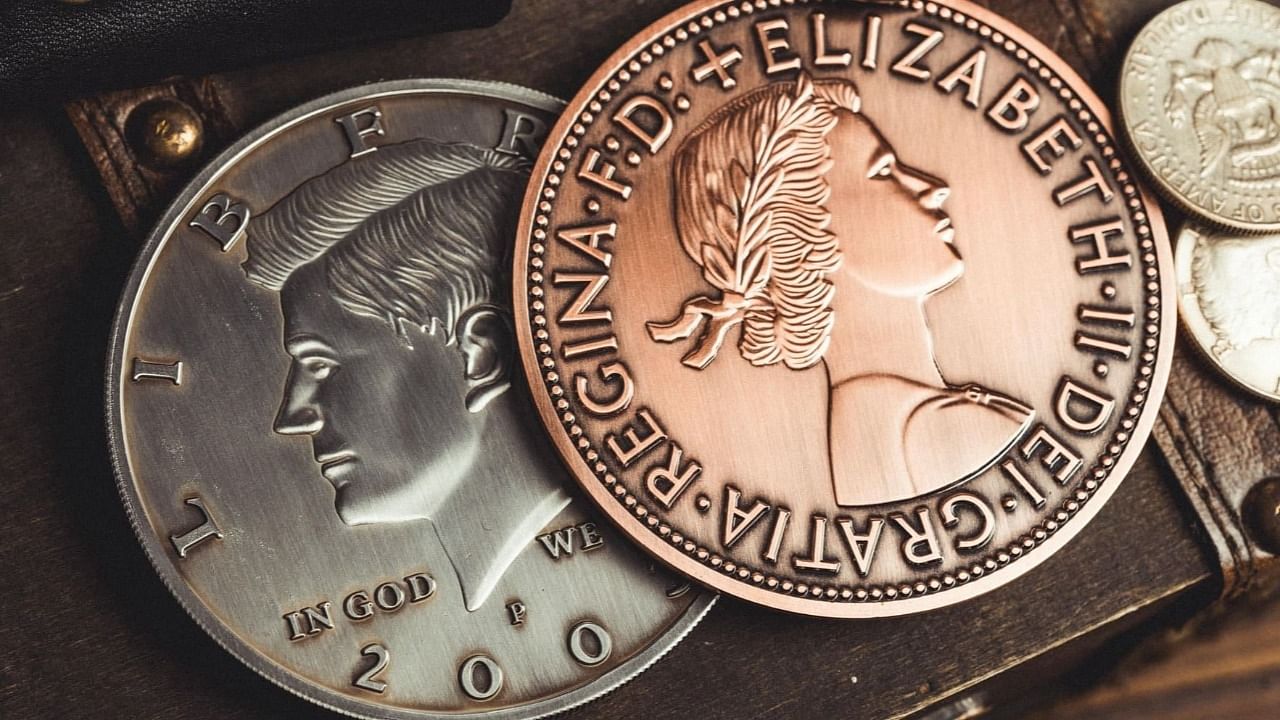Jumbo Coins - Vanishing Inc. Magic shop